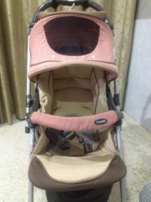 รถเข็น COMBI รุ่น RICCO W เก่าญี่ปุ่นเเท้สภาพสวยๆสียังสดครับ รถเข็น COMBI รุ่น RICCO W เก่าญี่ปุ่นเเท้สภาพสวยๆสียังสดครับ