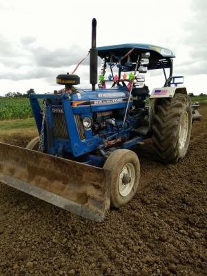 ขายรถไถ Ford 5000-77 T1 เอกสารอินวอย พร้อมอุปกรณ์ ผานหน้า-หลังcmt