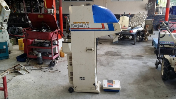 เครื่องชั่งเมล็ด ISEKI รุ่น 190-3 เก่าญี่ปุ่น สภาพสวย เครื่องพร้อมใช้งาน