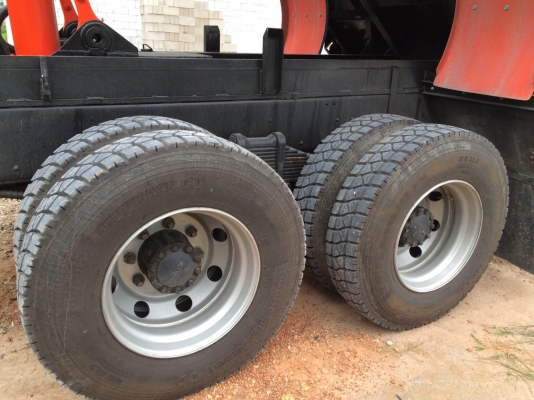 ขาย Rocky 210 วางเครื่อง P11C 330 แรง ผ้าเบรคใหญ่ มีระบบลากพ่วง คานหน้า deca เกียร์ Rockwel กระบะต่อใหม่ ยางใหม่ 10 เส้น หัวนอก แจ้งลงเล่มหมดแล้ว  สนใจ โทร 0824691806