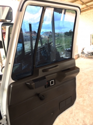 ขาย Rocky 210 วางเครื่อง P11C 330 แรง ผ้าเบรคใหญ่ มีระบบลากพ่วง คานหน้า deca เกียร์ Rockwel กระบะต่อใหม่ ยางใหม่ 10 เส้น หัวนอก แจ้งลงเล่มหมดแล้ว  สนใจ โทร 0824691806