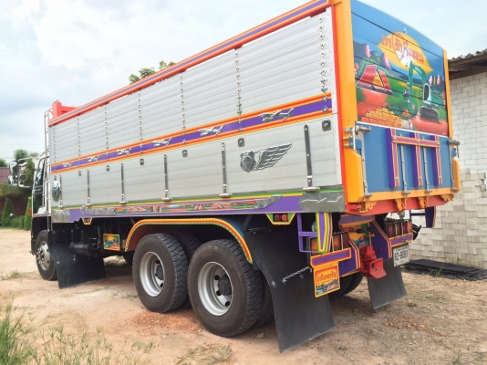 ขาย Rocky 210 วางเครื่อง P11C 330 แรง ผ้าเบรคใหญ่ มีระบบลากพ่วง คานหน้า deca เกียร์ Rockwel กระบะต่อใหม่ ยางใหม่ 10 เส้น หัวนอก แจ้งลงเล่มหมดแล้ว  สนใจ โทร 0824691806