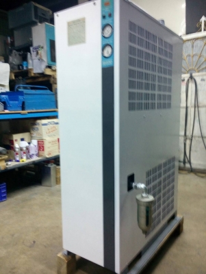 ขาย AIR DRYER  SMC IDU37CI-3 FOR SCREW 50 HP ( พร้อมใช้งาน )