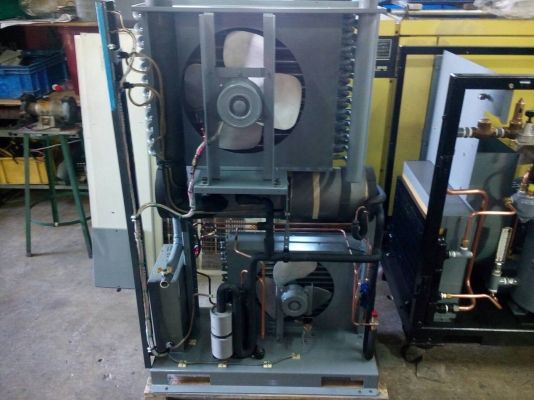 ขาย AIR DRYER  SMC IDU37CI-3 FOR SCREW 50 HP ( พร้อมใช้งาน )