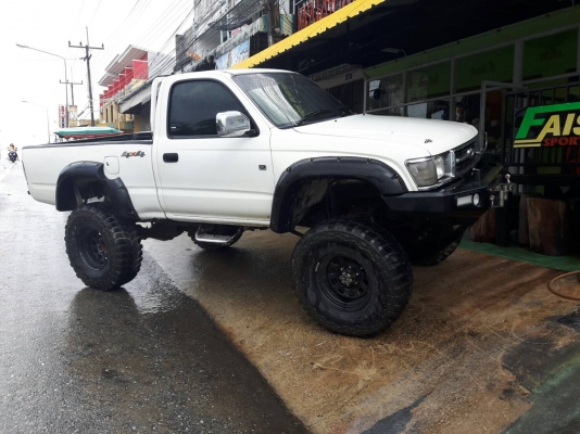 ขาย 6 ล้อดั้ม 195 พร้อมใช้งาน  ต่อรองมา ขายได้ขายเลย ดูรถที่หาดใหญ่คับ ขาย 6 ล้อดั้ม 195 พร้อมใช้งาน  ต่อรองมา ขายได้ขายเลย ดูรถที่หาดใหญ่คับ