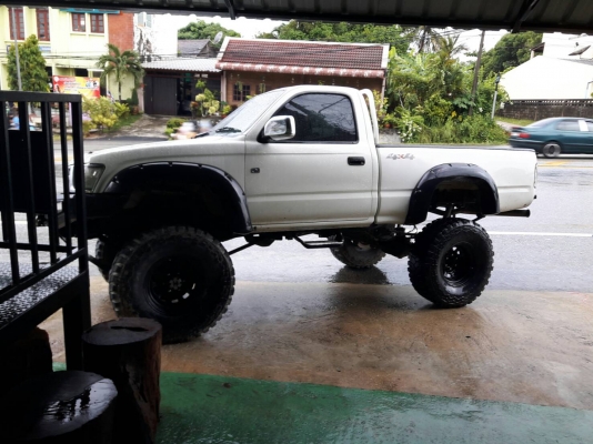 ขาย 6 ล้อดั้ม 195 พร้อมใช้งาน  ต่อรองมา ขายได้ขายเลย ดูรถที่หาดใหญ่คับ ขาย 6 ล้อดั้ม 195 พร้อมใช้งาน  ต่อรองมา ขายได้ขายเลย ดูรถที่หาดใหญ่คับ