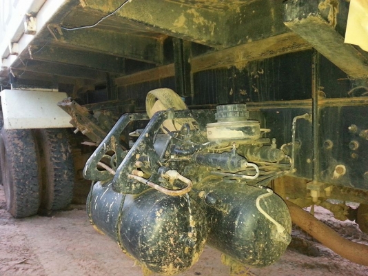 ขายรถดั้ม2เพลา 2K เครื่อง240แรง มีระบบลากพ่วง พาวเวอร์ ทิฟฟี่ ภายในสวย สภาพพร้อมใช้งาน เอกสารเล่มทะเบียนพร้อมโอน ราคา980,000 สนใจโทร 090-8588220คุณนะ 093-3258446คุณบิว หรือเข้าดูสินค้าอื่นๆได้ที่ www.narong2truck.com หรือ www.truck.in.th/498 หรือเพจFacebo