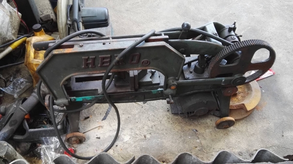 ขาย เลื่อย HERO