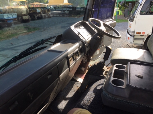 ขาย950,000บ สิบล้อ ฮีโน่ FM227LD เครือง K13D-320แรง เกียร์อีตั้น ช่วงล่างใหญ่ ดั้มกะบะเหล็กสวยๆ "มีระบบลากลูก"วางหัวไฮเท็คสวยๆสภาพดีสวยกิ๊ปพายในครบพร้อมใช้ เอกสารแจ้งเข้าเล่มเรียบร้อย ทะเบียนพร้อมโอน.ได้ทั่วไทย