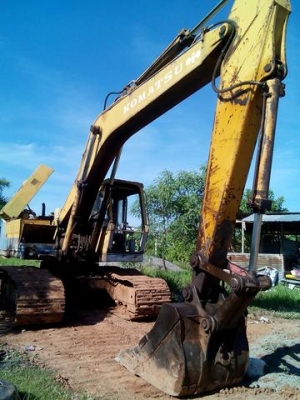 ขายรถแม็คโคร komutsu PC200-2 กาฬสินธุ์ ด่วนพร้อมใช้งาน