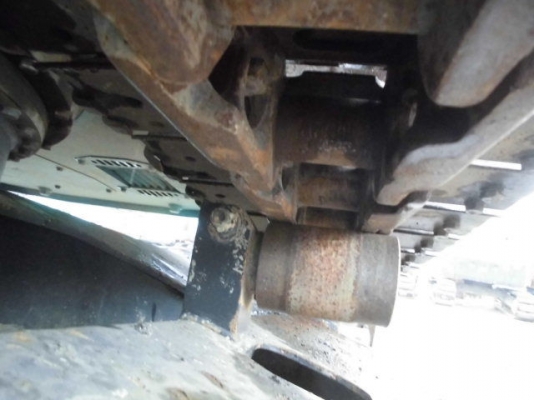 ขายรถขุดเก่าญี่ปุ่น kobelco sk135sryy05 (รุ่น8)รถสวยจริง รถมาถึงเมืองไทยเร็วๆนี้ สนใจติดต่อสอบถาม 092-3309229 อีด