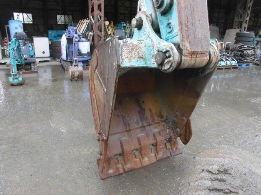 ขายรถขุดเก่าญี่ปุ่น kobelco sk135sryy05 (รุ่น8)รถสวยจริง รถมาถึงเมืองไทยเร็วๆนี้ สนใจติดต่อสอบถาม 092-3309229 อีด