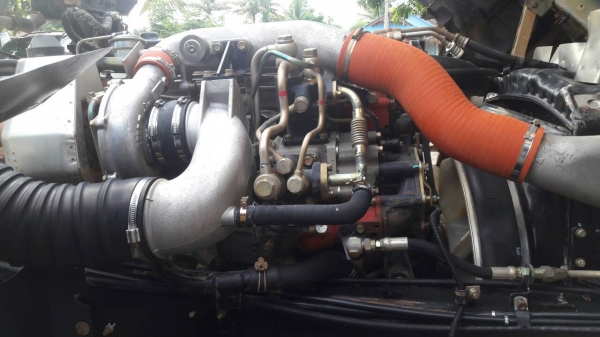 ขาย hino mega 320  ปี 51 ราคาเต็มตั้งที่ 1,850,000ต่อลองรถได้ปีใช้น้อย คับ   รถสวยพร้อมใช้ยางเต็ม ขาย สด-ผ่อนวางเงินดาวประมาณ400,000 ครับ สนใจสอบถามราคาเต็มได้ครับ