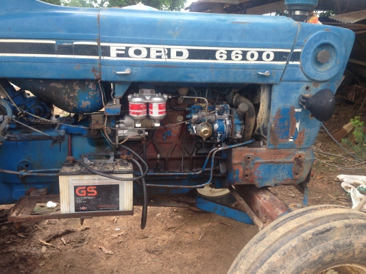 ขายรถไถ Ford 6600 เสื้อลาย ยางหลังใหม่ ฟายสโตนไม่มีเล่ม 205,000 ยกเลยครับ