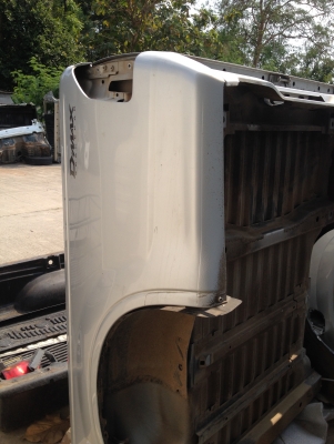 ขายกะบะดีแม็ก สภาพสวย เดิม ๆ ไม่เคยทําสี