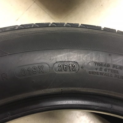 ยาง michelin primacy lc 205/60r16  ปี2012 สภาพสวยมากๆ ดอกเยอะเยอะมากๆ ไม่มีปะ ถอดจากรถแฟน ราคาถูกๆ ต่อรองได้ครับ