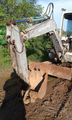 ขายรถแมคโมิตซู me35