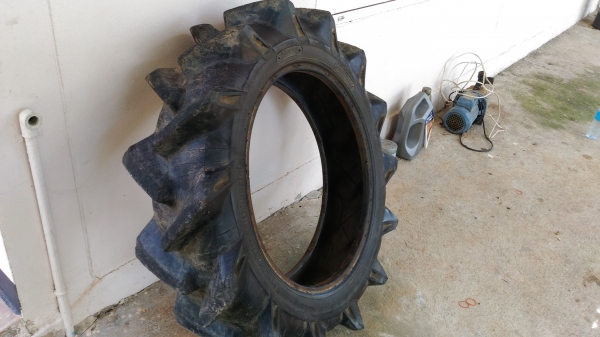 ยางรถไถ 8.3-22 สภาพมือสอง