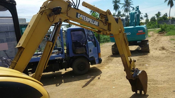 ขายรถแบคโฮ MITSUBISHI MM30 SR เครื่อง S3L คอนโทลสั้น แทรคเหล็ก ปั๊มนิ้ว เครื่องดี ปั๊มดี เอวแน่น รถเก่าญี่ปุ่น ติดต่อ089-7949488