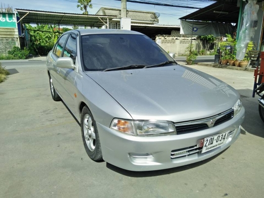 ขายเก๋ง มิตซูบิชิแลนเซอร์ท้ายเบนซ์ เกียร์ออโต้