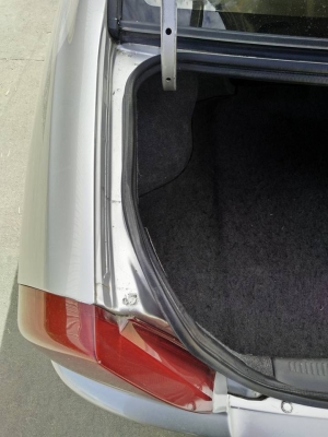 ขายเก๋ง มิตซูบิชิแลนเซอร์ท้ายเบนซ์ เกียร์ออโต้