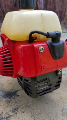 ขายเครื่องตัดหญ้า Robin NB411 แท้ สสภาพสวย มือสองญี่ปุ่น