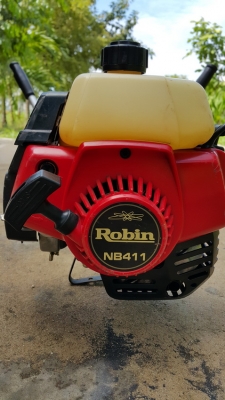 ขายเครื่องตัดหญ้า Robin NB411 แท้ สสภาพสวย มือสองญี่ปุ่น
