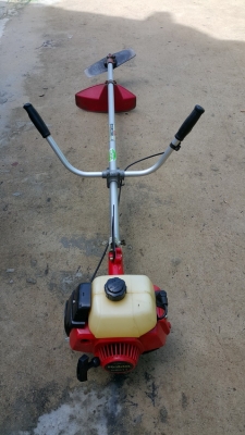 ขายแล้วครับ เครื่องตัดหญ้า Robin NB411 แท้ สสภาพสวย มือสองญี่ปุ่น ขายแล้วครับ เครื่องตัดหญ้า Robin NB411 แท้ สสภาพสวย มือสองญี่ปุ่น