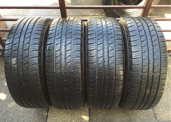 ยาง FALKEN 265 65 17 กลางปี14 ดอกเต็ม เนื้อนิ่มๆ ไม่มีปะ ราคาไม่แพง