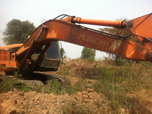 ขาย HITACHI EX200-3 สภาพสวยพร้อมใช้ ราคาต่อรองได้ ติดต่อได้ คุณ อ๊อฟ พิจิตร 086-737-9991 ขาย HITACHI EX200-3 สภาพสวยพร้อมใช้ ราคาต่อรองได้ ติดต่อได้ คุณ อ๊อฟ พิจิตร 086-737-9991