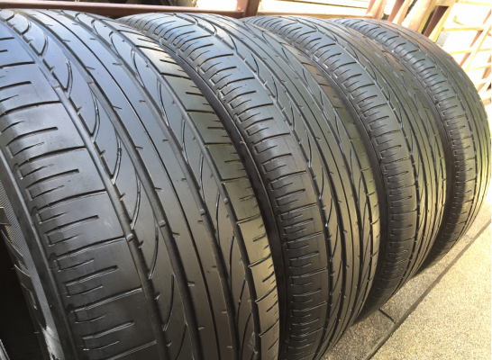 ยาง Bridgestone 265 60 18 ปี14 ดอกเยอะ ไม่มีปะ ราคาไม่แพง