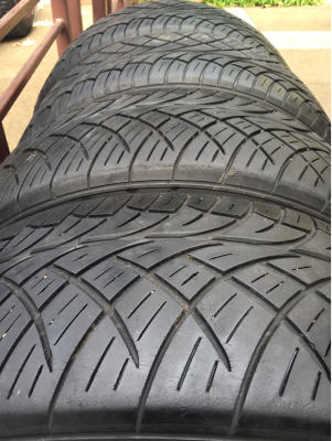 ยาง Nitto 235 55 18 ปี12 ดอกเต็ม ไม่มีปะ ราคาไม่แพง