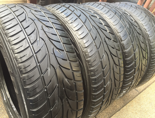 ยาง FALKEN 265 60 18 ปลายปี12 ดอกเต็ม ไม่มีปะ ราคาไม่แพง