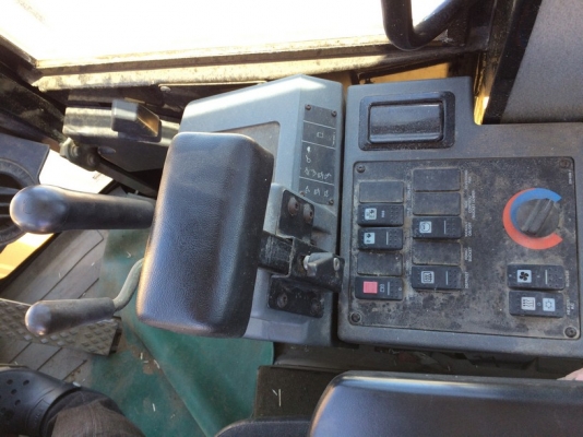 CAT 928G ปี 2005 ใช้งาน 4494 ชม. สภาพสวย เดิม ๆ นำเข้าจากญี่ปุ่น ไม่แพงครับ