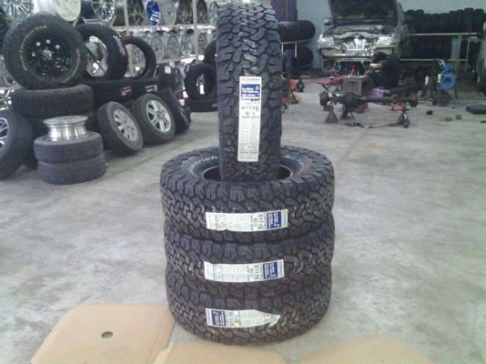 ยางใหม่ปี16
Bf ko2 265/70/16 เส้นล่ะ 7500 (มีสินค้า)
Bf ko2 265/75/16 เส้นล่ะ 8000. (สั่งจองต้นเดือนสินค้าเข้า)
ด่วนจำนวนจำกัด ยางใหม่ปี16
Bf ko2 265/70/16 เส้นล่ะ 7500 (มีสินค้า)
Bf ko2 265/75/16 เส้นล่ะ 8000. (สั่งจองต้นเดือนสินค้าเข้า)
ด่วนจำนวนจำกัด