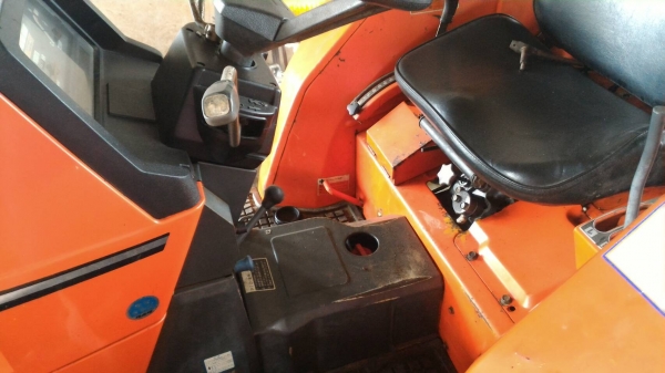 ขายรถไถ KUBOTA L1-235 ราคา 65,000  มีบริการขนส่งทั่วไทย DC Tractor Rayong 0818618678,0899347475 https://www.facebook.com/DC-Tractor-Rayong-307154532717928/shop?ref=page_internal&amp;rid=307154532717928&amp;rt=9 id line=081-8618678 id line=089-9347475