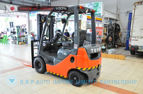 ขายรถโฟล์คลิฟท์มือสอง TOYOTA รุ่น 8FG15-13043 ราคา 255,000 บาท นำเข้าจากประเทศญี่ปุ่น 100\% ไม่เคยใช้งานในไทย