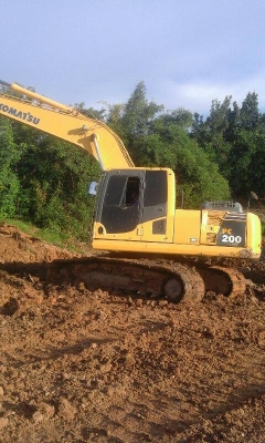 ขายรถแบคโค PC200-8 ปี53 ไฟฟ้าครบ ใช้งานน้อย หมื่นหนึ่งพันชั่วโมง ช่วงล่งดี เอวแน่น โซ่ดี เครื่องดี ปั้มแรงแห้งดี เอกสารใบอินวอย ราคา1,580,000 สนใจโทร 090-8588220คุณนะ 093-3258446คุณบิว หรือเข้าดูสินค้าอื่นๆได้ที่ www.narong2truck.com หรือ www.truck.in.th/