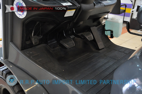 ขายรถโฟล์คลิฟท์มือสอง TOYOTA รุ่น 8FD15-33367 ราคา 385,000 บาท นำเข้าจากประเทศญี่ปุ่น 100\% ไม่เคยใช้งานในไทย