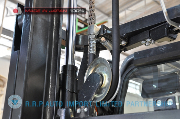 ขายรถโฟล์คลิฟท์มือสอง TOYOTA รุ่น 8FD15-33367 ราคา 385,000 บาท นำเข้าจากประเทศญี่ปุ่น 100\% ไม่เคยใช้งานในไทย