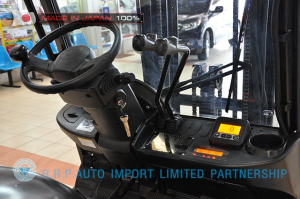 ขายรถโฟล์คลิฟท์มือสอง TOYOTA รุ่น 8FD15-33367 ราคา 385,000 บาท นำเข้าจากประเทศญี่ปุ่น 100\% ไม่เคยใช้งานในไทย