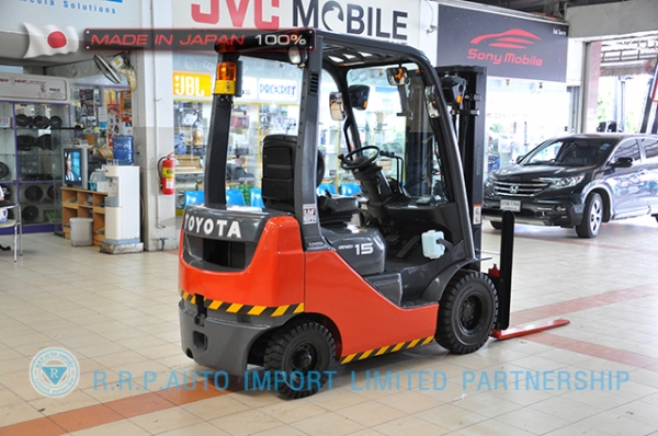 ขายรถโฟล์คลิฟท์มือสอง TOYOTA รุ่น 8FD15-33367 ราคา 385,000 บาท นำเข้าจากประเทศญี่ปุ่น 100\% ไม่เคยใช้งานในไทย