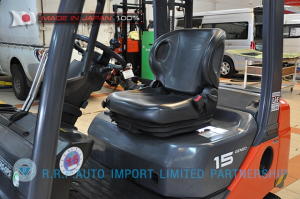 ขายรถโฟล์คลิฟท์มือสอง TOYOTA รุ่น  8FG15-30581 ราคา 285,000 บาท นำเข้าจากประเทศญี่ปุ่น 100\% ไม่เคยใช้งานในไทย