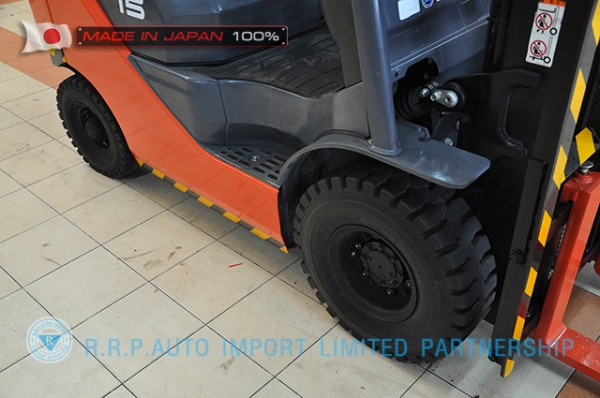 ขายรถโฟล์คลิฟท์มือสอง TOYOTA รุ่น  8FG15-30581 ราคา 285,000 บาท นำเข้าจากประเทศญี่ปุ่น 100\% ไม่เคยใช้งานในไทย