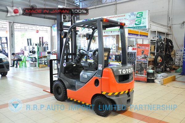 ขายรถโฟล์คลิฟท์มือสอง TOYOTA รุ่น  8FG15-30581 ราคา 285,000 บาท นำเข้าจากประเทศญี่ปุ่น 100\% ไม่เคยใช้งานในไทย