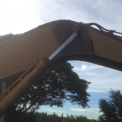 รถแม็คโคร PC 200-5