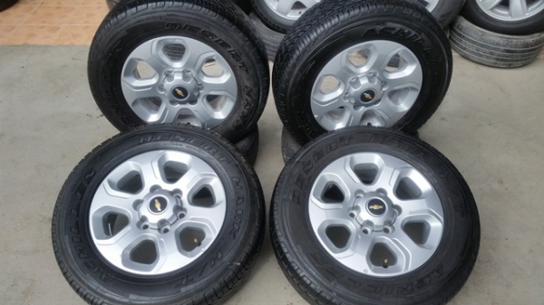 ขายล้อChev colorado 16 ยาง215/70/16 4 ล้อ