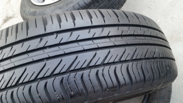 ขายล้อHONDA ขอบ 15 พร้อมยาง 4 ล้อ