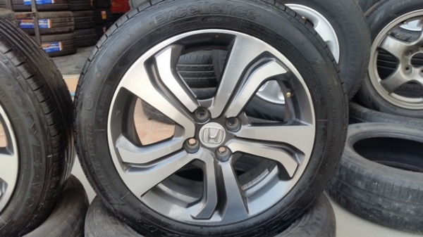 ขายล้อHONDA All New City 16ยางปี 15 4 ล้อ ขายล้อHONDA All New City 16ยางปี 15 4 ล้อ