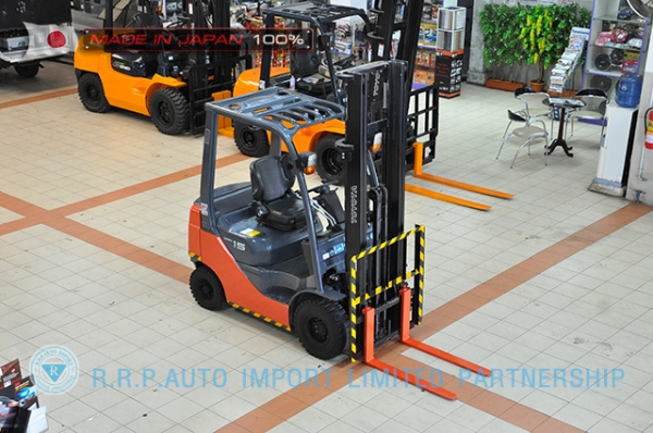 ขายรถโฟล์คลิฟท์มือสอง TOYOTA รุ่น  8FG15-30588 ราคา 285,000 บาท นำเข้าจากประเทศญี่ปุ่น 100\% ไม่เคยใช้งานในไทย